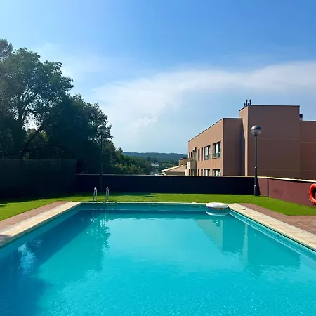 Santa Clotilde Family Apartament *