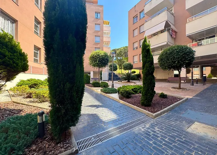 Santa Clotilde Family Apartment *